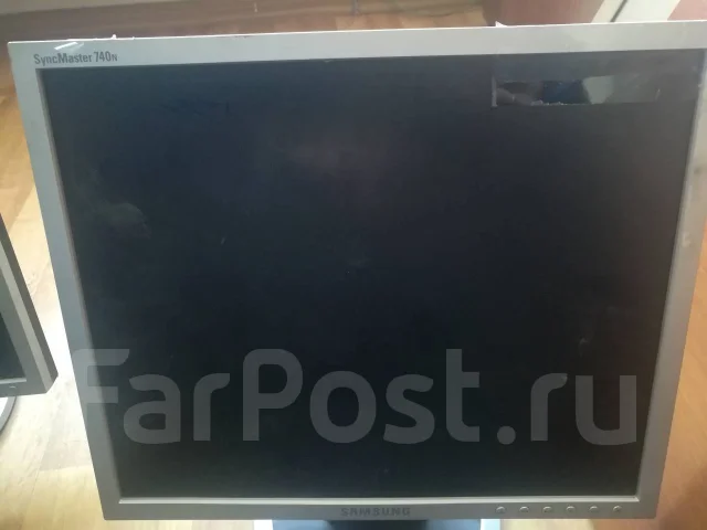 Samsung. 17" ����