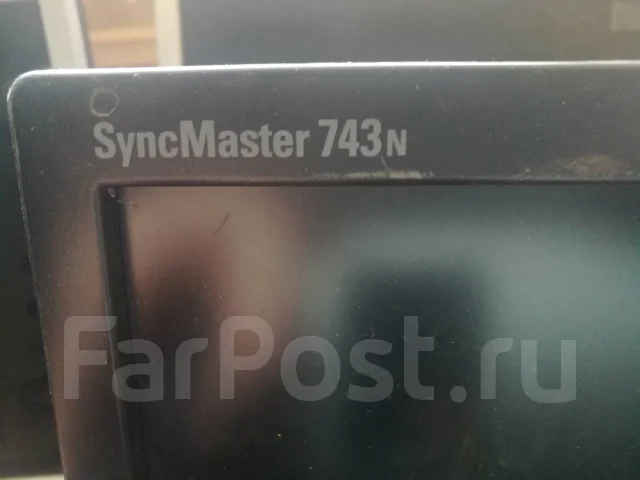 Samsung. 17" ����