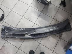 Жабо Nissan Elgrand, 51 в Благовещенске Решетка, жабо под дворники. Nissan Elgrand, E51, ME51, MNE51, NE51 VQ25DE, VQ35DE