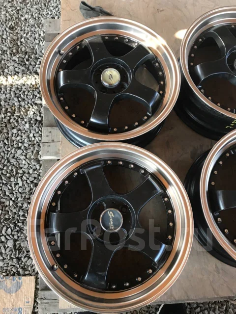 BlackArt Stealth. 7.0x17", 4x100, ET42, �� 72���. ����