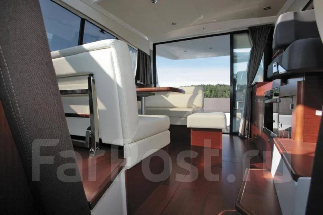 Jeanneau. 2013 ���, ����� 11,15��., ��������� ������������, 400��.�., ������ ����