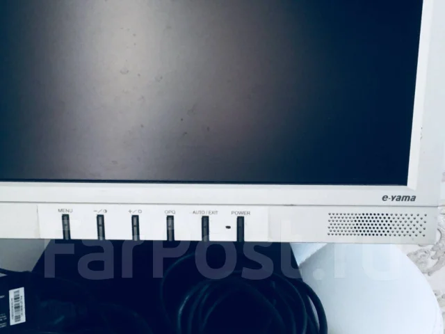 iiyama. 17" ����