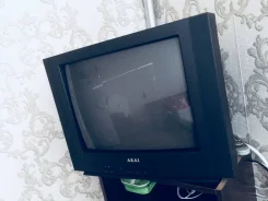 Akai ����