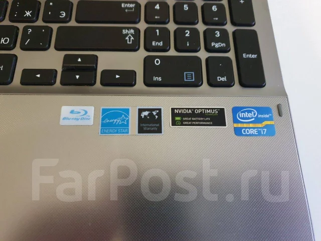 Samsung 550P5C-S03. 15.6", 2,4����, ��� 8 ��, ���� 1 000���, WiFi: 1, Bluetooth: 1, ����������� �� 4��. ����