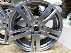 RAYS Versus Rechente. 7.0x18", 5x114.3, ET52, �� 73,1���. ����