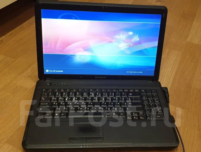 Lenovo G550. 15.6", 1 900����, ��� 2048 ��, ���� 250���, WiFi: 1 ����
