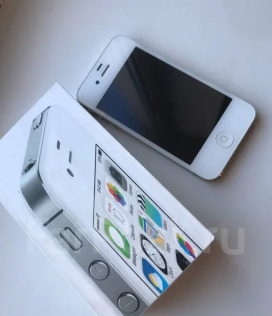 Apple iPhone 4s. �/� ����