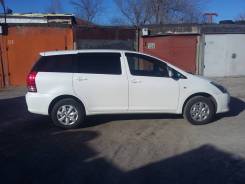 Toyota Wish. С водителем