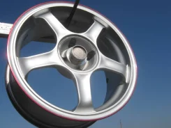 Advan Racing TCIII. 7.0x16", 4x100, ET35 ����