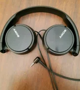 Sony MDR-ZX110AP ����