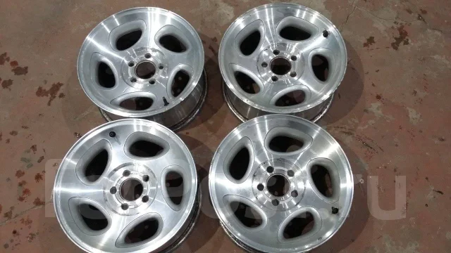 ZW 071. 7.0x16", 5x114.3, ET20, �� 70���. ����