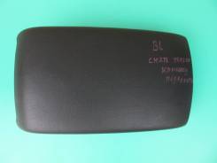 Подлокотник. Mazda Mazda3, BL, BL12F, BL14F, BLA4Y Mazda Axela, BL3FW, BL5FP, BL5FW, BLEAP, BLEAW, BLEFP, BLEFW, BLFFP, BLFFW Двигатель BLA2Y