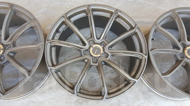 RAYS Gram Lights 57Getter. 8.5x19", 5x100, ET35, �� 73���. ����