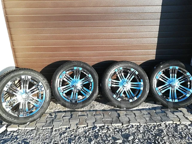 Zinik. 8.5x20", 6x139.7, ET15 ����