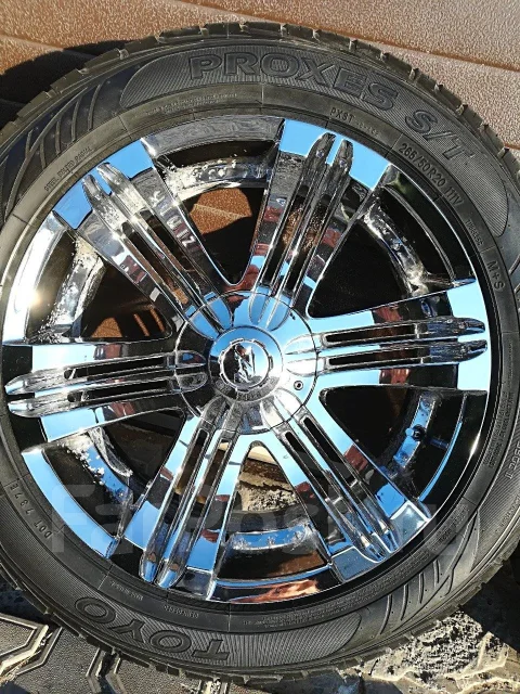 Zinik. 8.5x20", 6x139.7, ET15 ����
