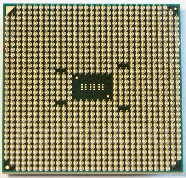 AMD A4-3400 ����