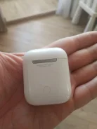 Apple AirPods ����
