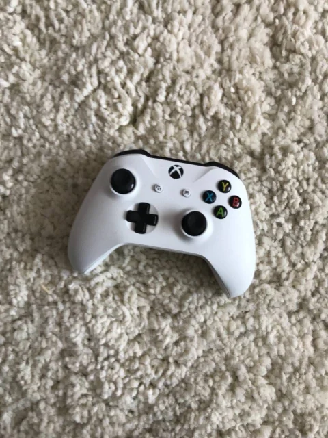 Microsoft Xbox One S ����