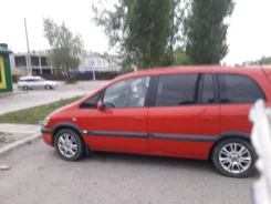 Subaru Traviq ����