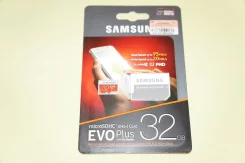 MicroSDHC. 32���