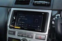 Sony XAV-63 ����