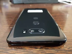 LG V30+. �/�, ������, 3G, 4G LTE, ����������, NFC ����