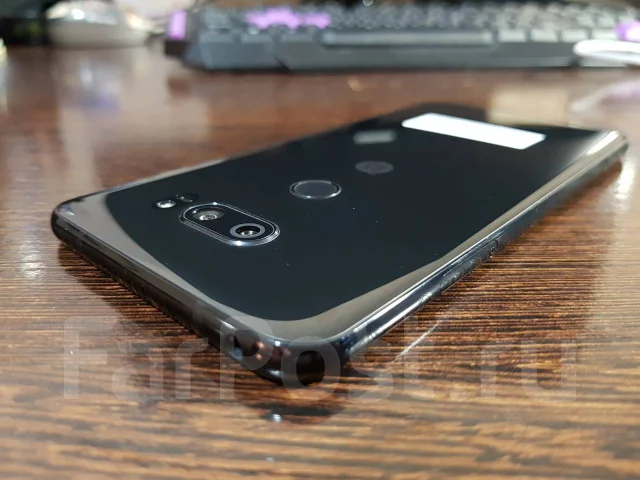 LG V30+. �/�, ������, 3G, 4G LTE, ����������, NFC ����