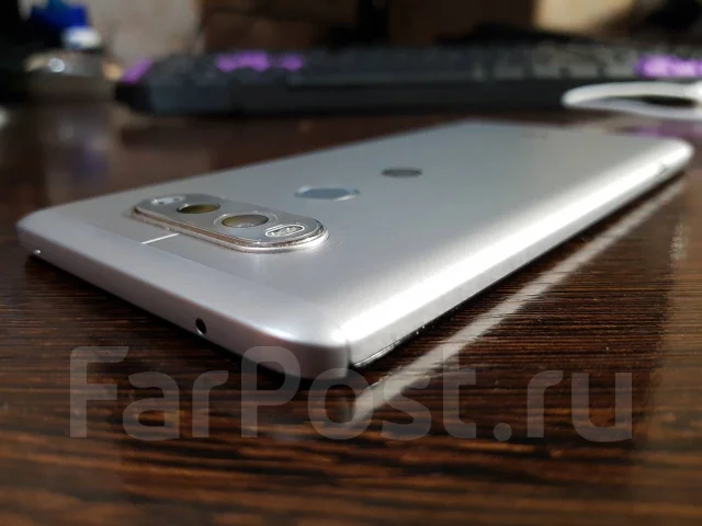 LG V20. �/�, �����, 3G, 4G LTE, NFC ����