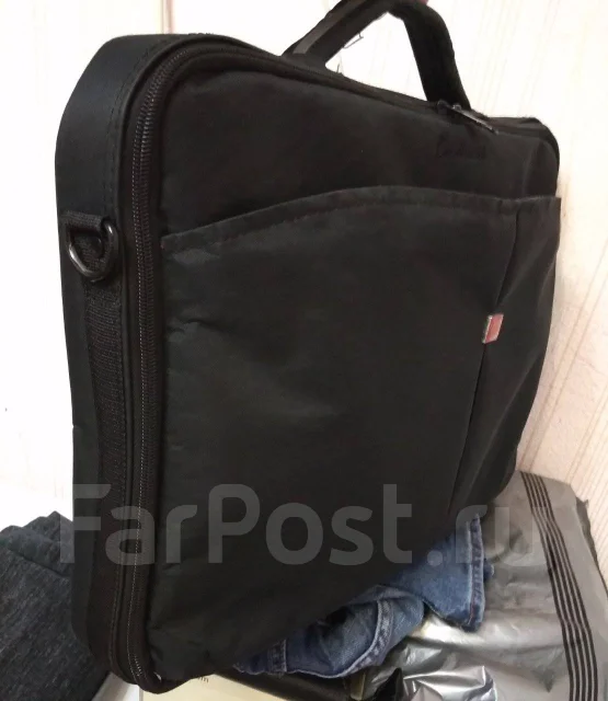 Acer TravelMate P253. 15.6", 2,4����, ��� 4 ��, ���� 65���, WiFi: 1 ����