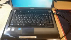 Toshiba Satellite. 15", 2,0����, ��� 3072 ��, ���� 500���, WiFi, Bluetooth, ����������� �� 1��. ����