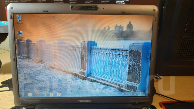 Toshiba Satellite. 15", 2����, ��� 3072 ��, ���� 500���, WiFi: 1, Bluetooth: 1, ����������� �� 1��. ����