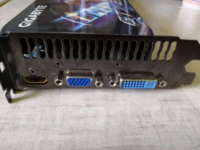 GeForce GTX 275 ����