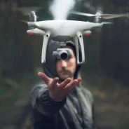 DJI Phantom 4. � ������� ����
