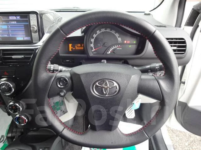Toyota iQ. ��������, ��������, 1.3 (94��.�.), ������, 63 000����. ��, �/�. ��� ����� �� ������������ ����