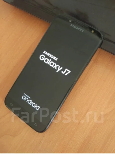 Samsung Galaxy J7 2017. �/� ����