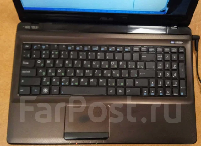 Asus K52DE. 15.6", 2,3����, ��� 2048 ��, ���� 120���, WiFi: 1, Bluetooth: 1 ����