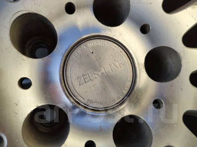 Zeus Line. 8.5/9.5x19", 5x114.3, ET35/38 ����