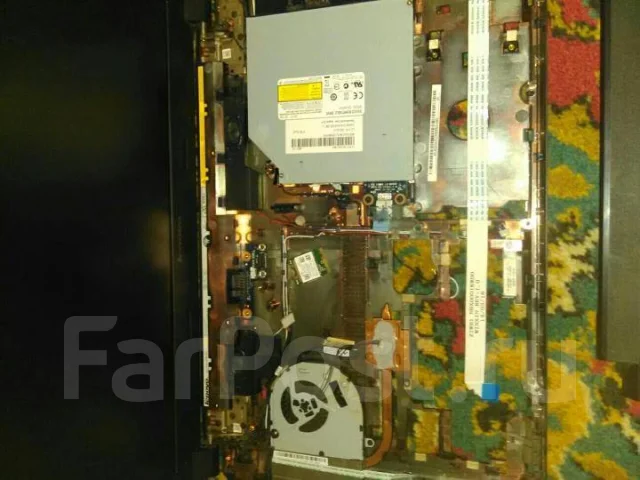 Lenovo B. 15.6", 4����, ��� 4 ��, ���� 500���, WiFi: 1, Bluetooth: 1, ����������� �� 12��. ����