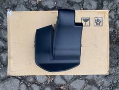 Крышка петли сиденья. Toyota Land Cruiser, GRJ200, URJ200, URJ202, UZJ200, VDJ200, URJ202W, UZJ200W Lexus LX570 Двигатели: 1GRFE, 1URFE, 1VDFTV, 2UZFE...