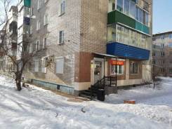 Торговое помещение 52 кв. м. пр. Первостроителей 15/2. 52 кв. м., проспект Первостроителей 15/2, р-н Центральный