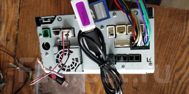 Eclipse AVN-V02 ����
