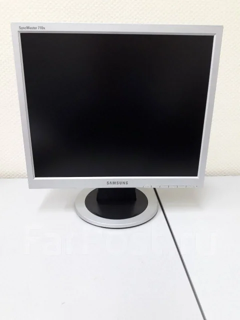 Samsung. 17" ����