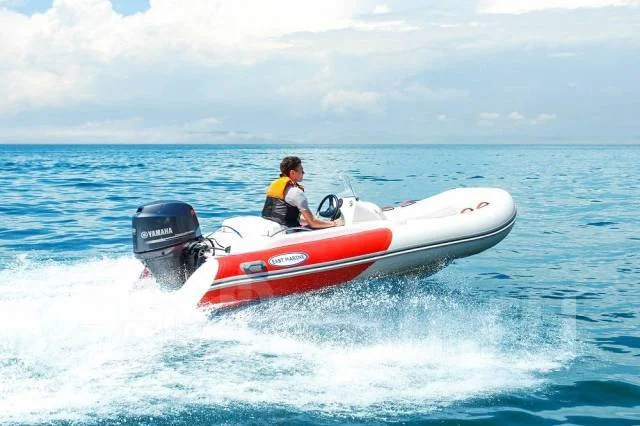 East Marine. 2019 ���, ����� 4,45��., ��������� ��� ���������. ��� ����� �� ���������� ����