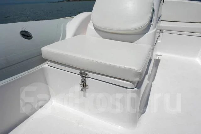 East Marine. 2019 ���, ����� 4,45��., ��������� ��� ���������. ��� ����� �� ���������� ����