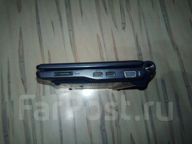 Asus Eee PC 900. 8.9", 0,9����, ��� 1024 ��, ���� 20���, WiFi: 1, Bluetooth: 1 ����