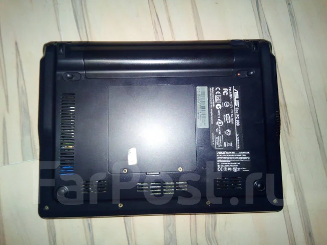 Asus Eee PC 900. 8.9", 0,9����, ��� 1024 ��, ���� 20���, WiFi: 1, Bluetooth: 1 ����