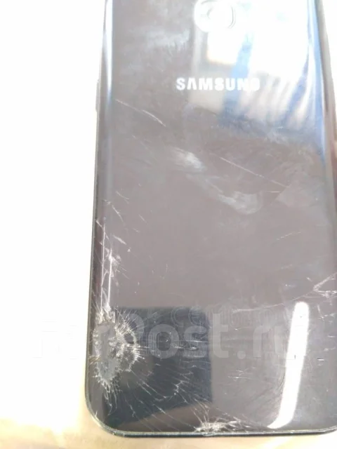 Samsung Galaxy A3 2017. �/�, ������, 3G, 4G LTE, Dual-SIM, ����������, ���������, NFC ����