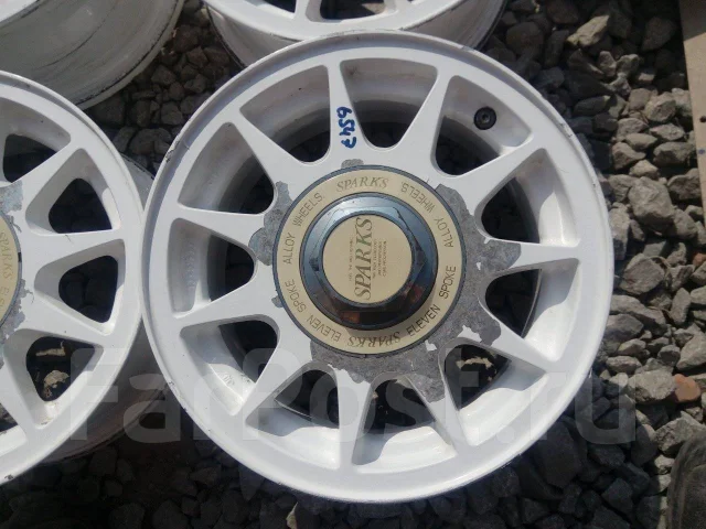 RTX Spark. 5.5x13", 4x114.3, ET36 ����