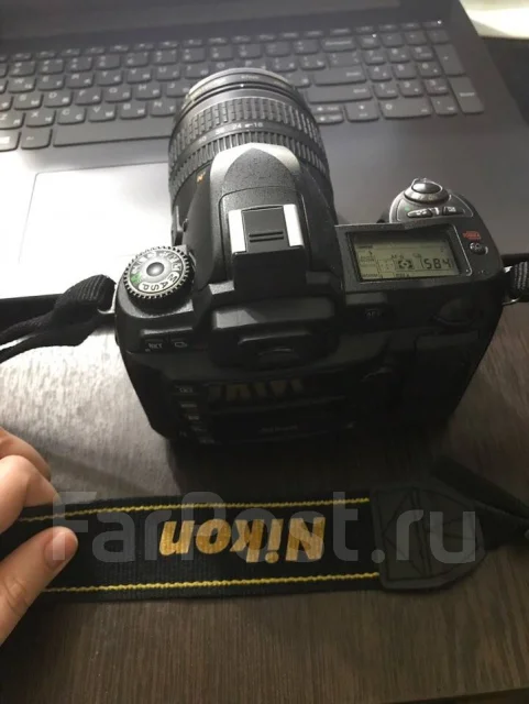 Nikon D70s ����