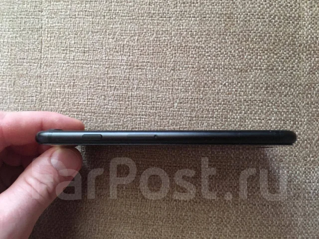 Apple iPhone 7. �/�, �����������, ������, 4G LTE ����